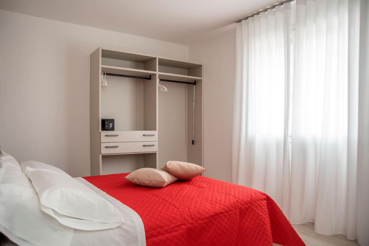 Camelot Red - Appartamenti Verona Exterior photo