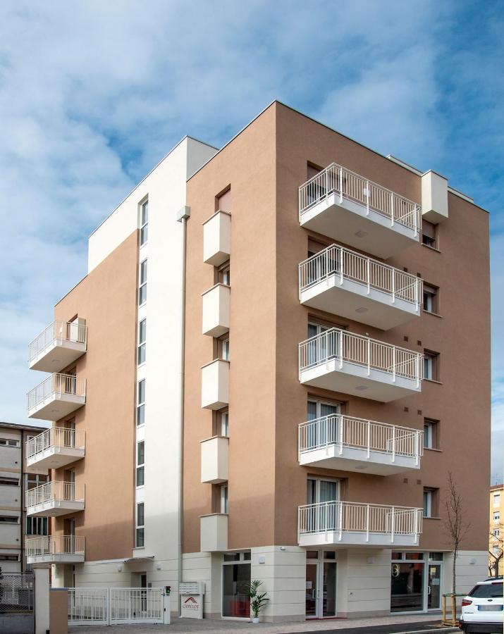 Camelot Red - Appartamenti Verona Exterior photo